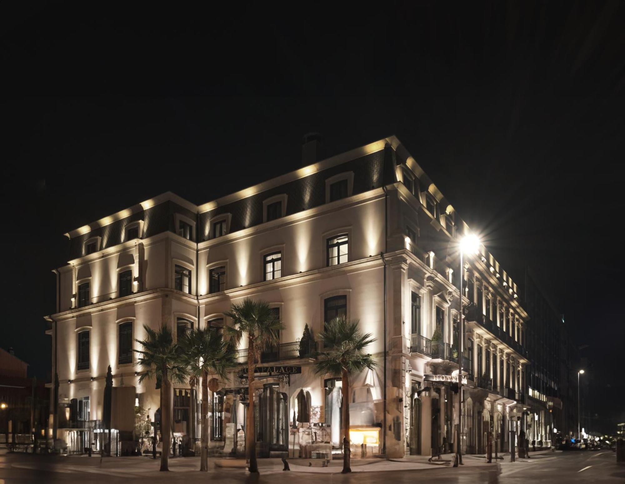 Ga Palace Hotel & Spa, A Xixth-Century Villa Порту Экстерьер фото The hotel at night